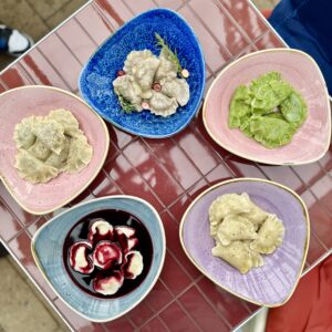 WYTRAWNY JARMARK ŚWIĄTECZNY